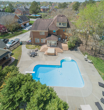Click to Read Sunny gap for aerial real estate shoot in Chesapeake