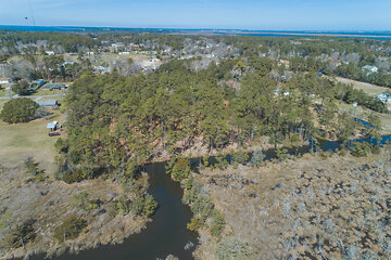 Click to Read Aerial shoot for a vacant lot in Wanchese, North Carolina